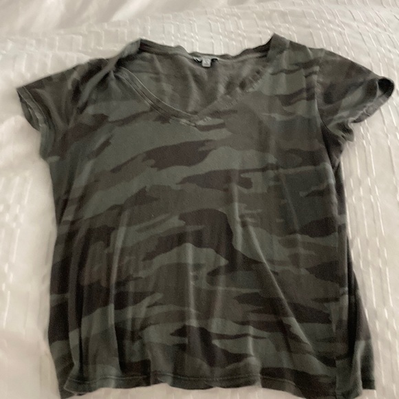 Splendid brand  camo v neck tee - Picture 3 of 3